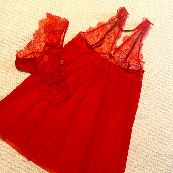 NWOT Luxury Italian Lace and tulle Babydoll Halter lingerie camisole , size M - Picture 1 of 8